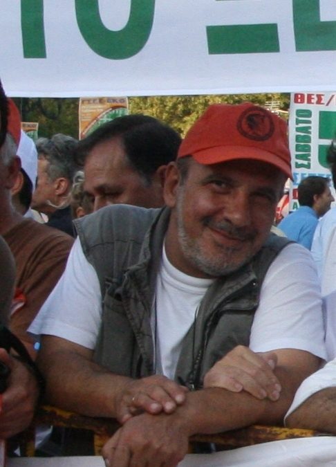 “Εφυγε” ο Μάκης Αποστολίδης