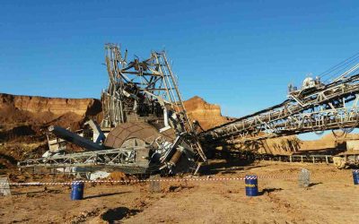 Αποκόλληση πρανούς στο Νότιο Πεδίο του ΛΚΔΜ – «Άγιο είχε» ο χειριστής του εκσκαφέα